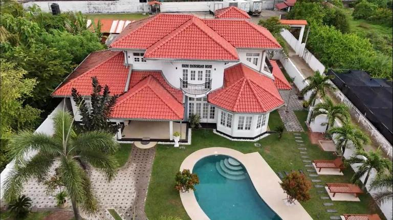 Cs white house negombo - Bed and Breakfast Negombo