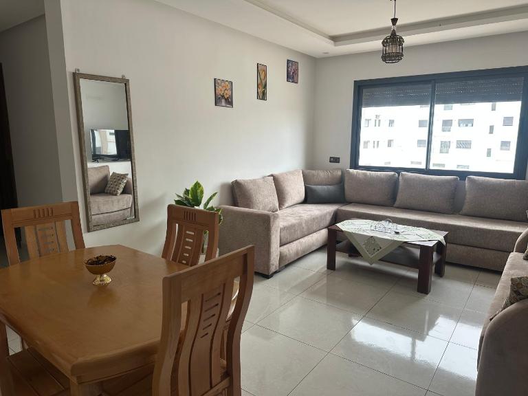 Appartement lumineux à deux pas de la mer Anza - Ferienwohnung Agadir