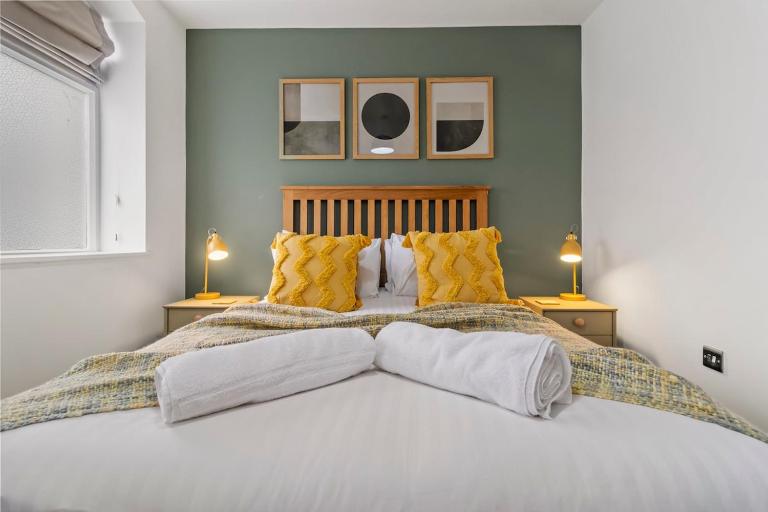 Perry - Stylish City Centre Apartment - B&B Worcester