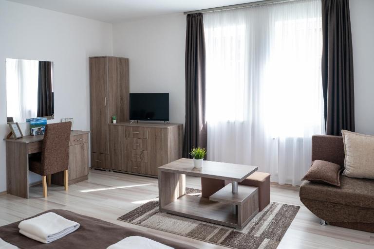 M&F Apartman - B&B Egerszalók