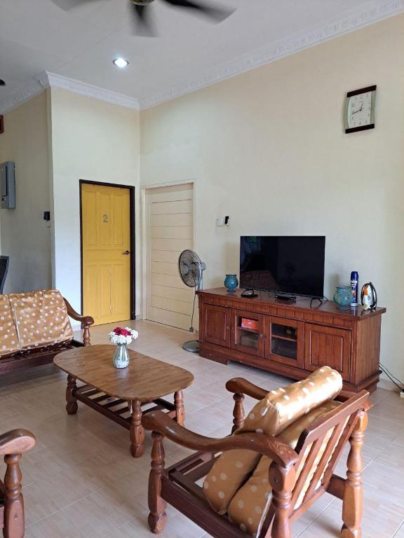 Megat Homestay - B&B Pasir Mas