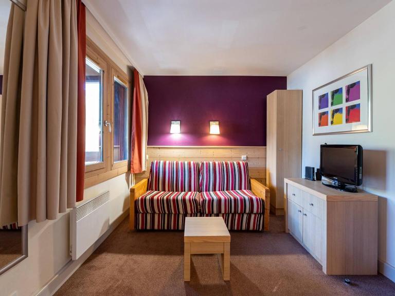 Appartement avec balcon, parking, proche centre La Plagne - FR-1-351-249 - Chambres d'hôtes Plagne 1800