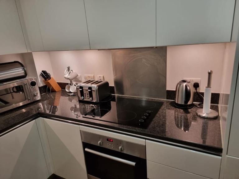 luxurious Room with City Views - B&B Woolwich