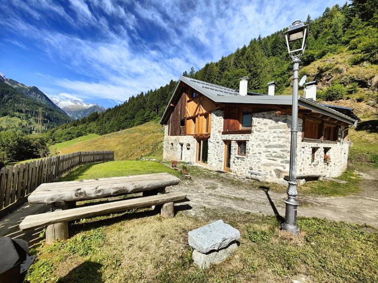 Baita del Tonego - 10 minutes from the ski slopes - B&B Vermiglio