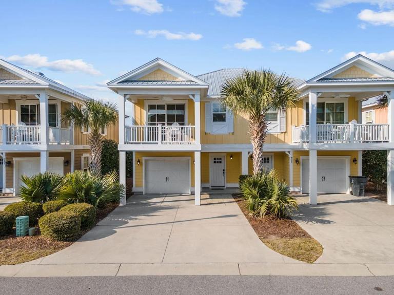 Stunning Townhome with North Beach Resort Access- Pools, Hot tubs, Pets Welcome - Ferienwohnung Myrtle Beach