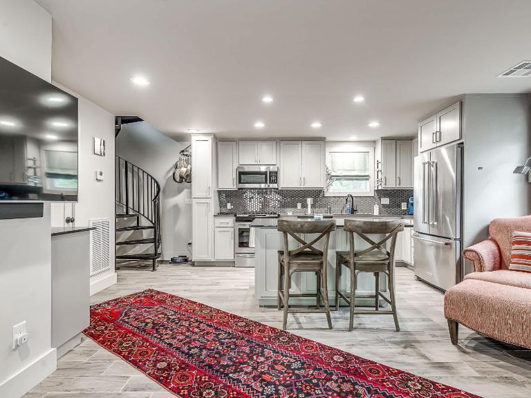Cozy 1-Bedroom Retreat in Tulsa - B&B Tulsa
