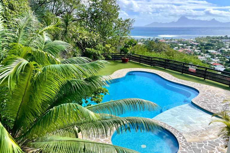 Luxury Eden & SPA Private Jacuzzi Moorea View Pool Fiber Wi-Fi - B&B Punaauia