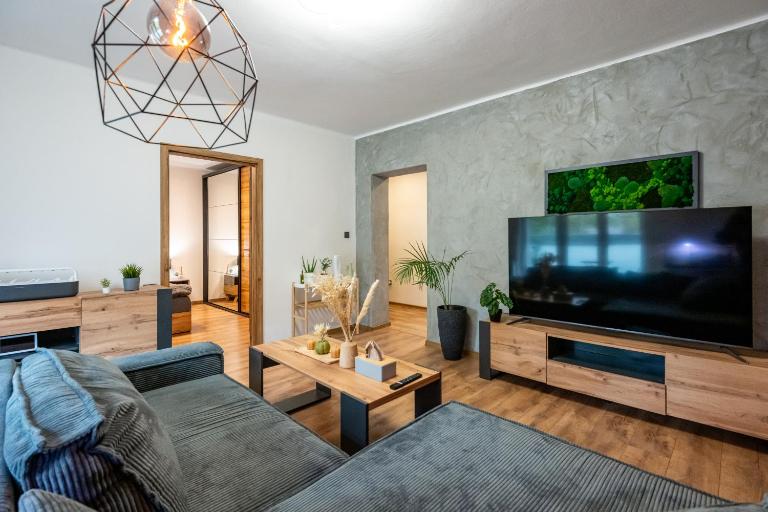 Luxury apartment with WiFi and Netflix Ostrava-Jih - Ferienwohnung Ostrava