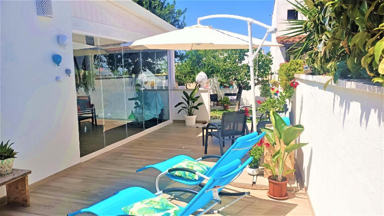 HOUSE "Il GIARDINO DI MALU'" A DUE PASSI DAL MARE DEL SALENTO - Bed and Breakfast Santa Maria al Bagno