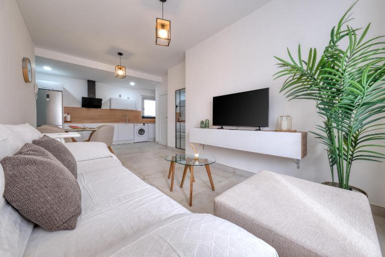 Luxury House La Santa - 400M to the Beach - B&B Tinajo