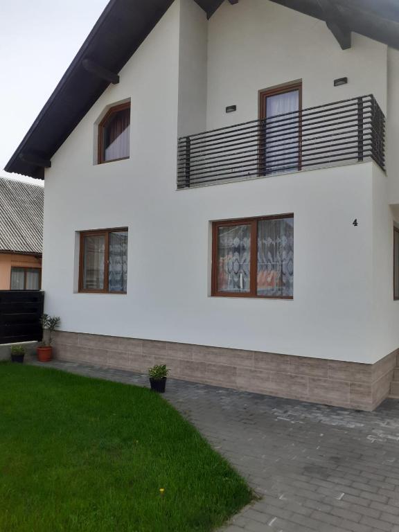 Green Garden - Ferienwohnung Sighetu Marmaţiei