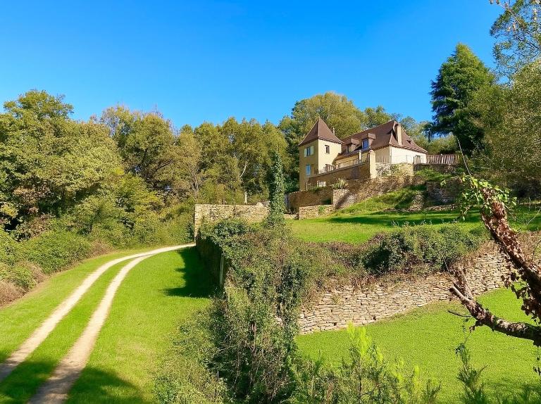 Gîte Le Vélo Rouge - Airco & Parking - B&B Sarlat-la-Canéda