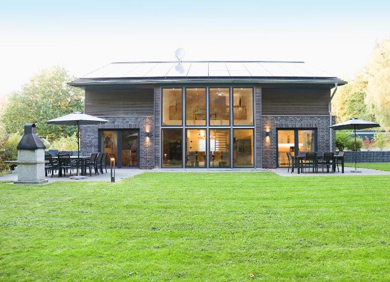 Villa Thormarcon am Plauer See für 20 Gäste, Sauna, Pool - B&B Lenz-Nord