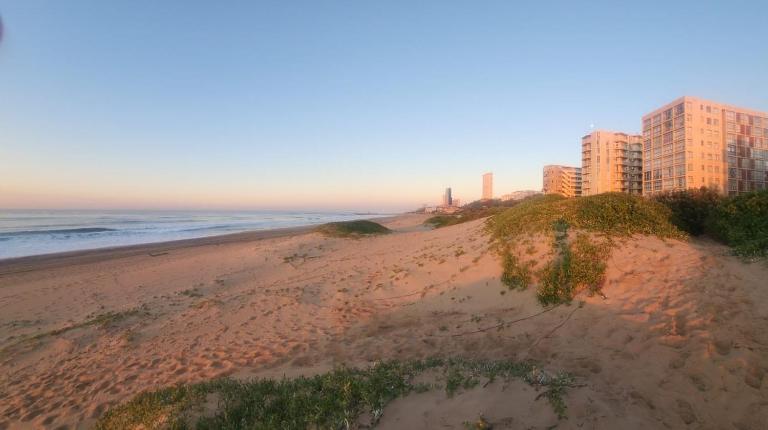 802 Dromedaris On The Beach - B&B eManzimtoti