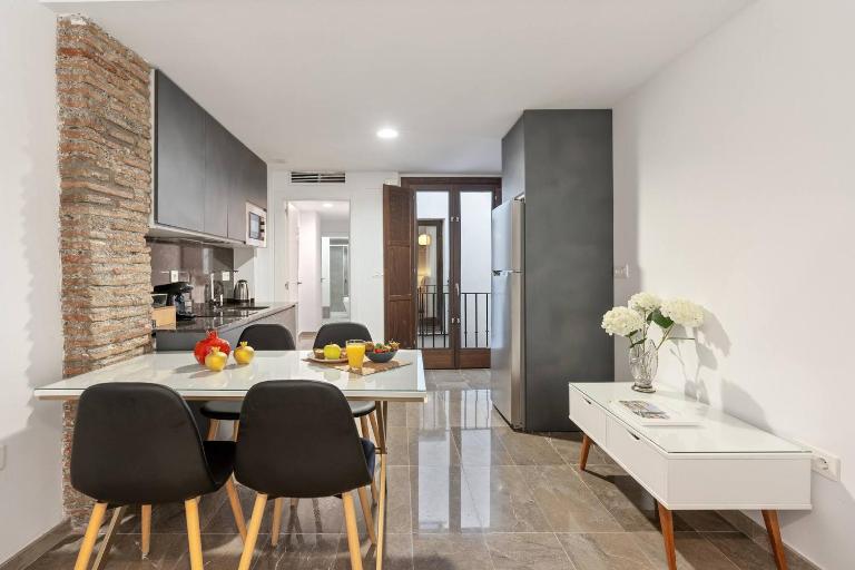 Home4u Nuevo Centro Granada-Puerta Real-San Isidro - Chambres d'hôtes Grenade