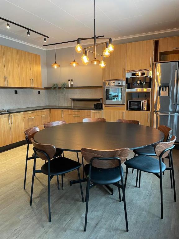 High standard apartment, 15 min to Romme Alpin - B&B Borlänge