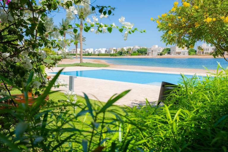 Nayah Stays, Joubal Lagoons Terrace - B&B Hurghada