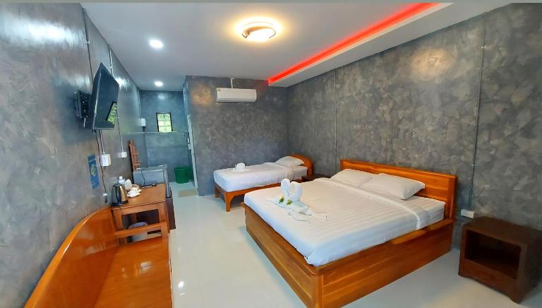 J House Has Love - B&B Sukhothai