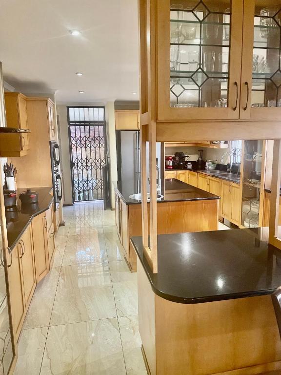 Gugu's Holiday Home - B&B Durban