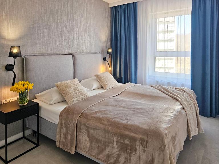 visit baltic - Sun Towers 51, apartament z 2 sypialniami i parkingiem - Bed and Breakfast Świnoujście
