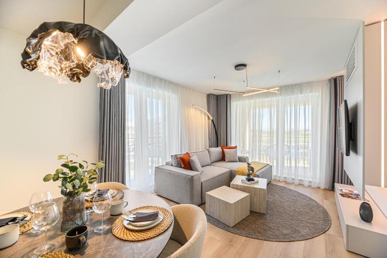 Nokturna Lyra Coresi Kasper Apartment with Parking - B&B Braşov