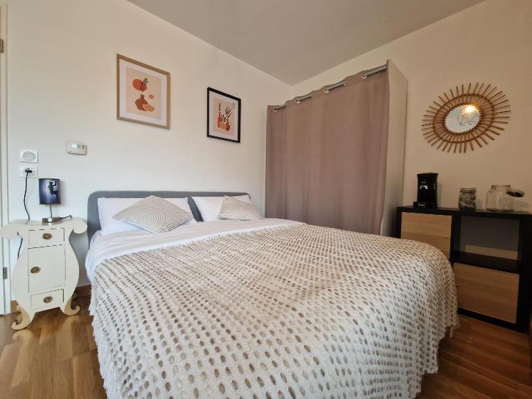 Studio Europarc Créteil - 2mn Métro 8 - Paris - Ferienwohnung Créteil