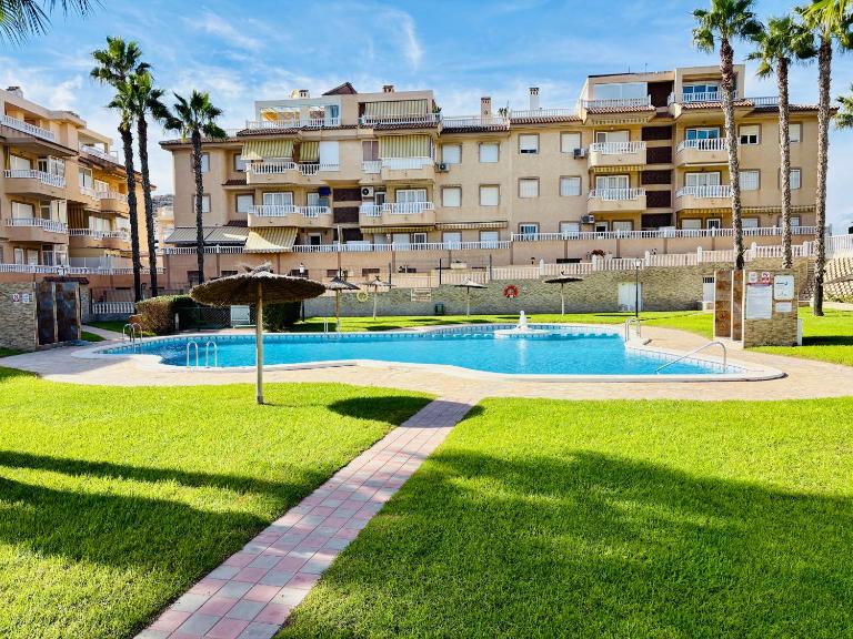 Paseo al Mar - Piscina, Gran Terraza, Sol y Parking - B&B Guardamar del Segura