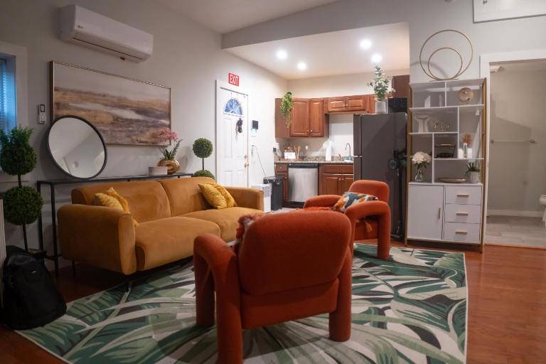 Centrally-Located Studio in DWTN Richmond - B&B Richmond