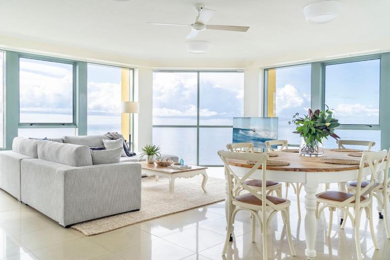 Panoramic Ocean Views, Fantastic Facilities! - B&B Gold Coast
