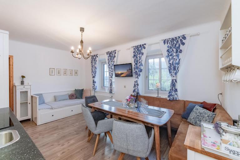 Haus Herzog - B&B Tröpolach