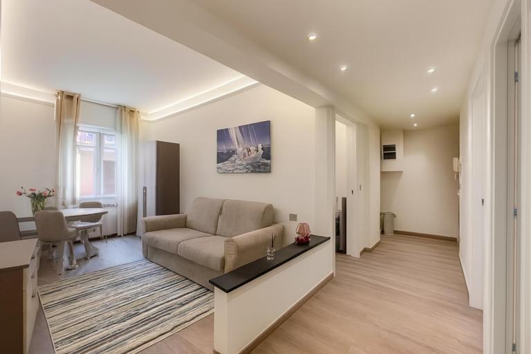 WELCOME RIVIERA-MAZZINI 30- Bagno e arredamenti nuovi- Centralissimo a 100 m dalle spiaggie-Parcheggio a 20 euro al giorno, da prenotare - B&B Rapallo