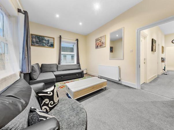 Apartment Royal - Ferienwohnung London