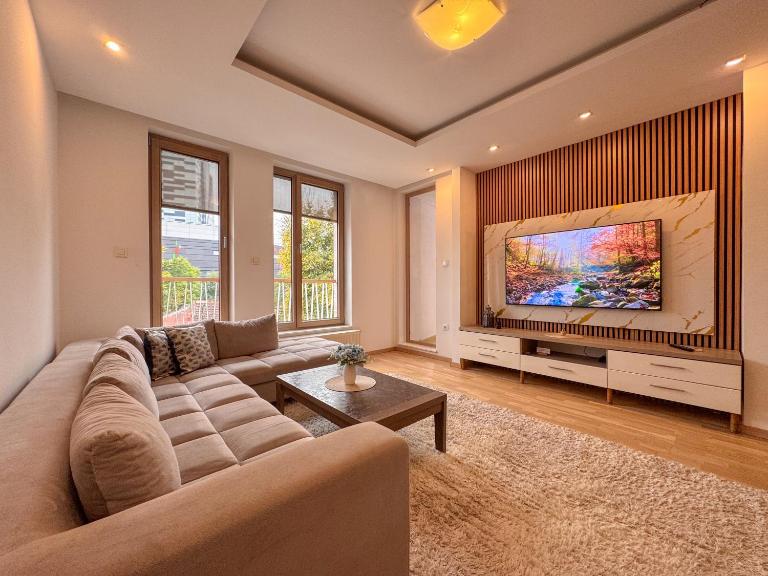 Luxury apartment 304 - next to Sarajevo City Center - B&B Sarajevo
