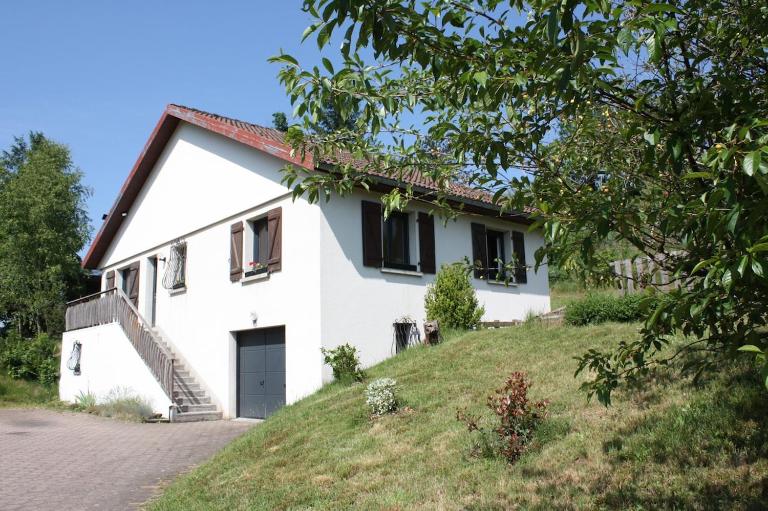 Maison Dom&Sy - Détente & Loisirs à Bussang avec sauna et salle de jeux - Chambres d'hôtes Bussang