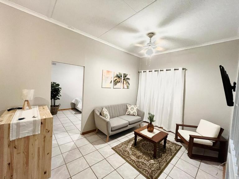 Lily Palms Rest - B&B Tzaneen