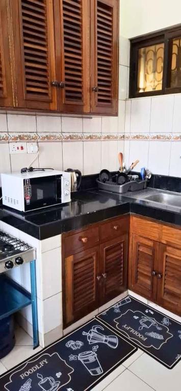 The Pin - B&B Mombasa