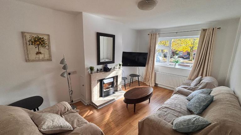 Cardinal Court , Wilton 3BR Beside CUH Hospital - Chambres d'hôtes Cork
