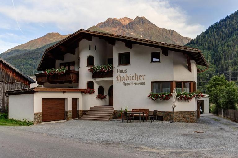Appartement Habicher - B&B Pettneu