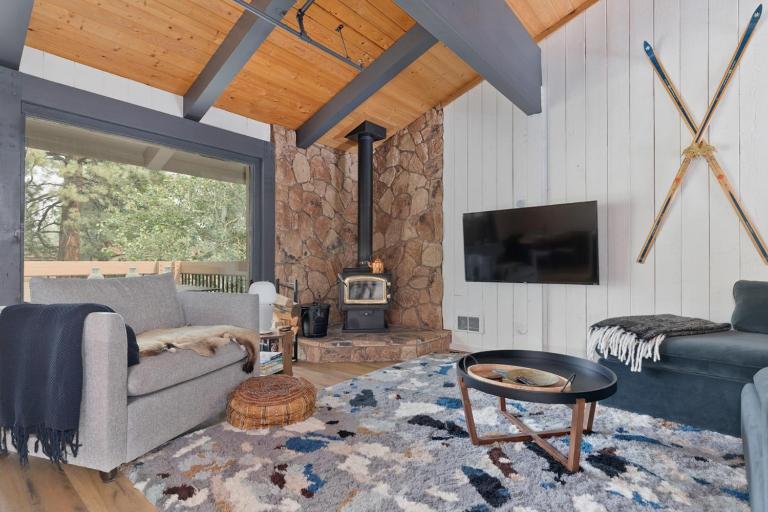 Villa de los Pinos 42 - B&B Mammoth Lakes