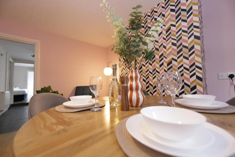 Stylish central location 3 bedroom house - Chambres d'hôtes Ely