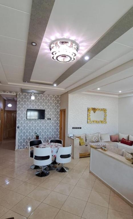 Appartement Calme et Jolie près de l'aéroport - Ferienwohnung Oulad Tayeb
