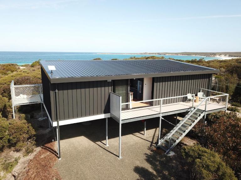 Sommerhus Danish inspired beach front retreat - B&B Vivonne Bay