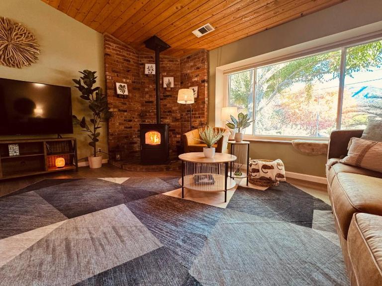 Magic Sequoia Spacious Home - B&B Three Rivers