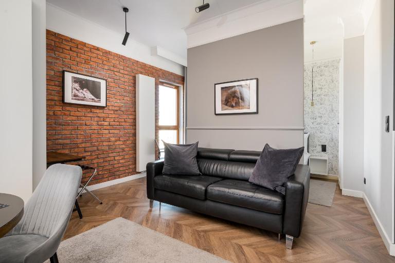 Metro Młociny Deluxe Apartment by BookingHost - B&B Warsaw