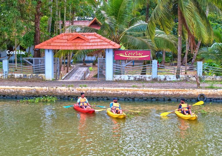 Cotelac Heritage Lake Resort Alleppey by VOYE HOMES - B&B Alleppey