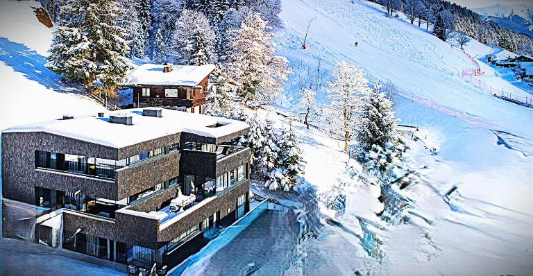 Sunny Ferienwohnungen Ski In- Ski Out - Ferienwohnung Zell am See
