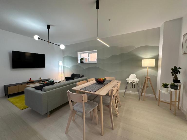 FLH - IVN Apartment near Binder Lake - Ferienwohnung Hermannstadt