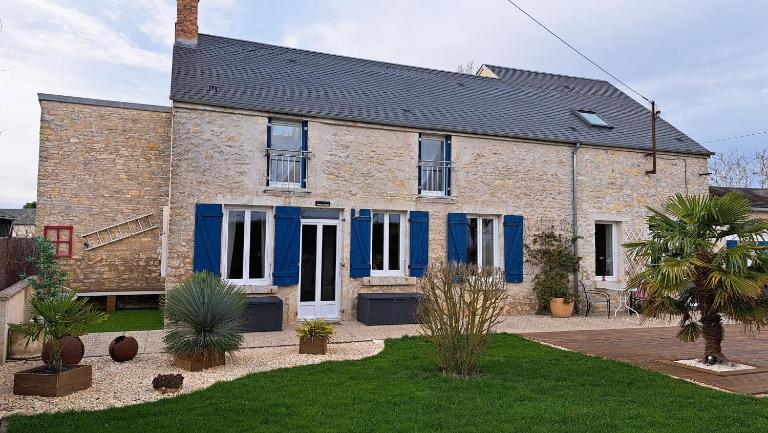 Halte détente chez Sylvie près A71 Bourges - chambres avec sauna, billard, repas sur demande - B&B Civray