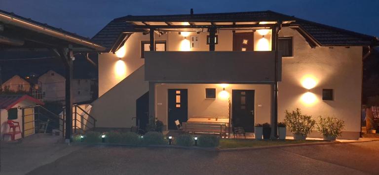 Apartman Folka free parking - Ferienwohnung Zagreb