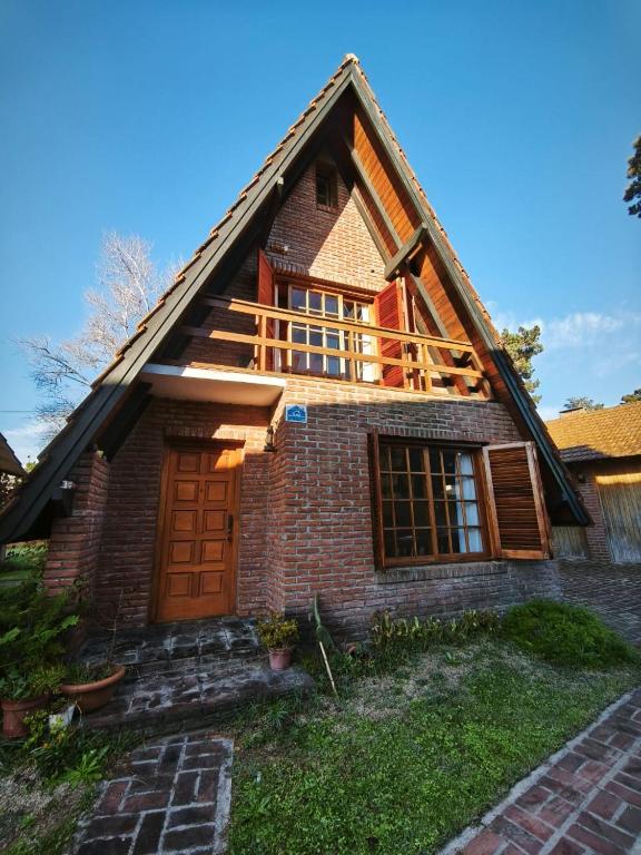 Alpino Mitre - Ferienwohnung Mar de Ajó